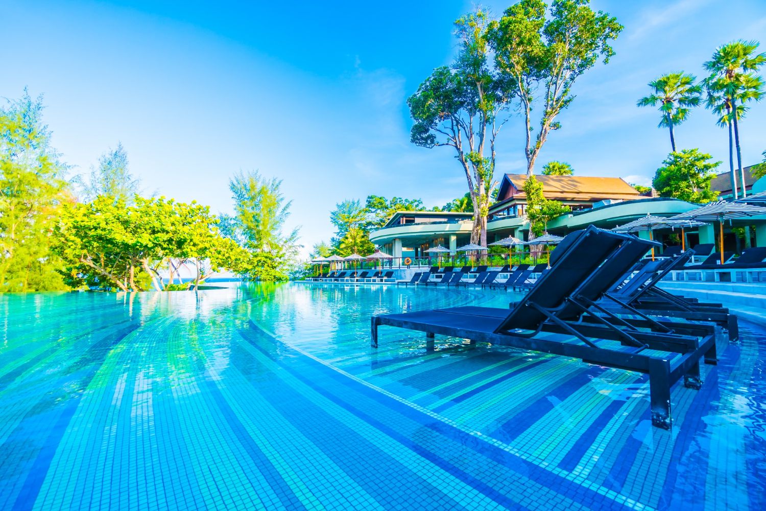 Imperial Pools замовити будівництво басейну під ключ побудувати басейн Україна