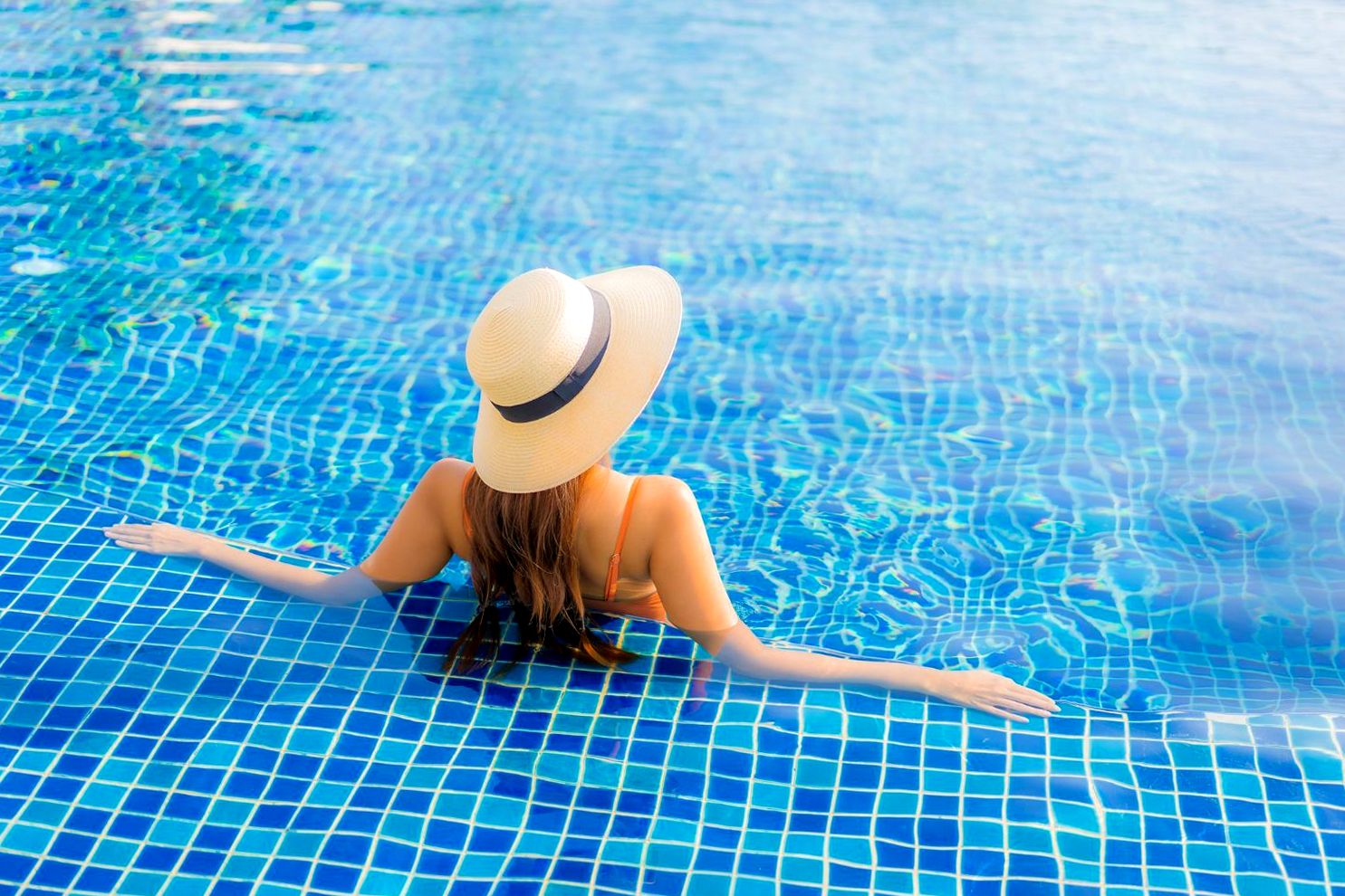 Imperial Pools Замовити басейн під ключ будівництво басейнів ціни ImperialPools Київ Харків Одеса Дніпро Полтава Львів Івано-Франківськ